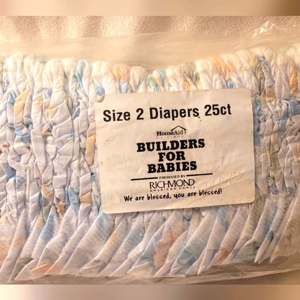 Size 2 25 Pack Builders for Babies Diapers - Multicolor